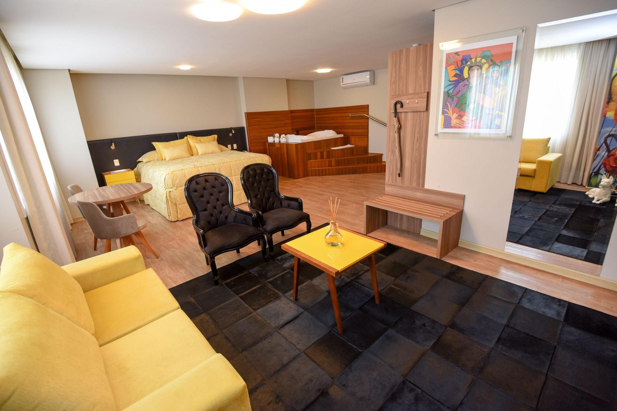 Hotel Refugio Da Montanha กรามาโด ภายนอก รูปภาพ