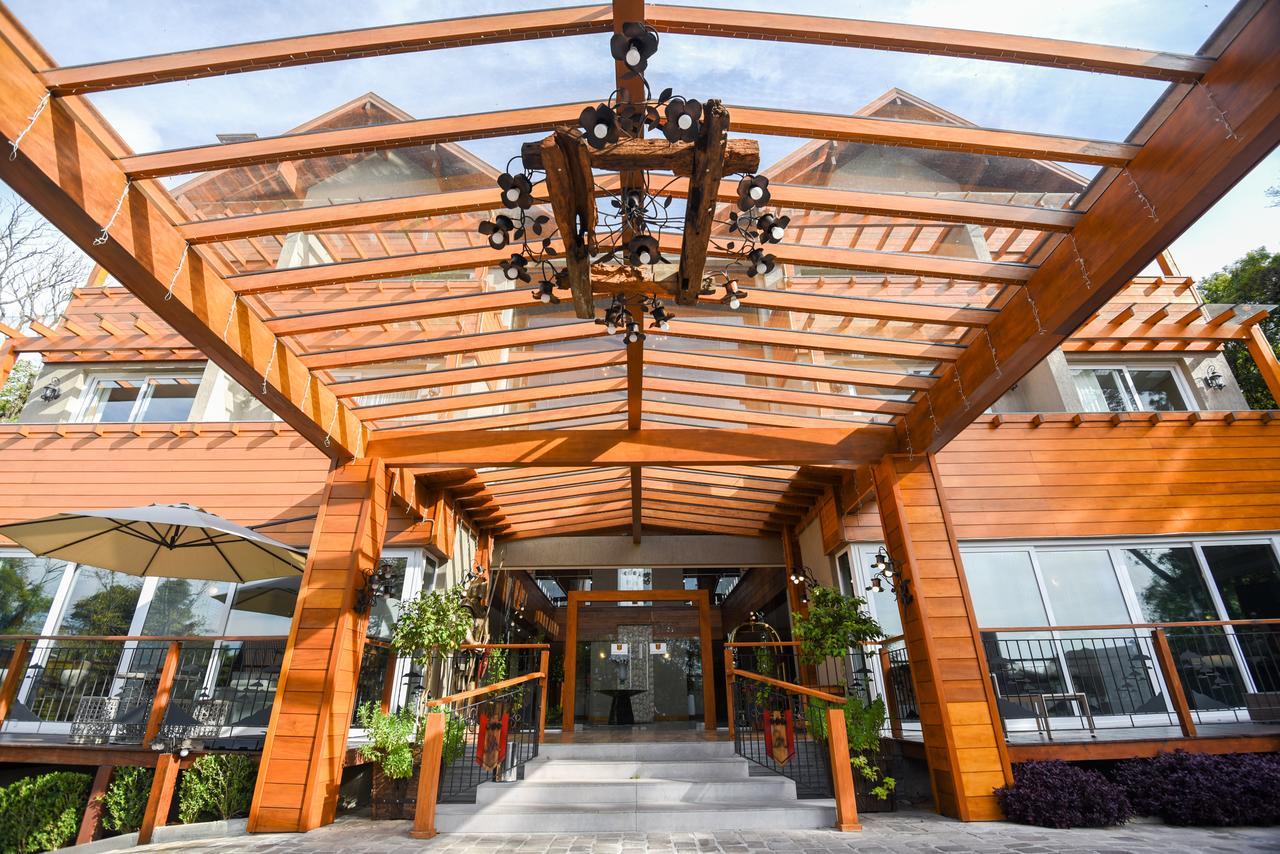 Hotel Refugio Da Montanha กรามาโด ภายนอก รูปภาพ